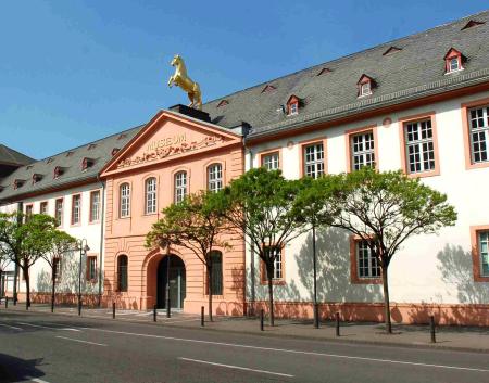 Außenansicht vom Landemuseum Mainz 